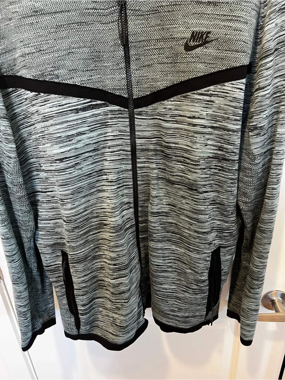 NWOT Nike men’s Tech Knit Windrunner Hoody Jacket